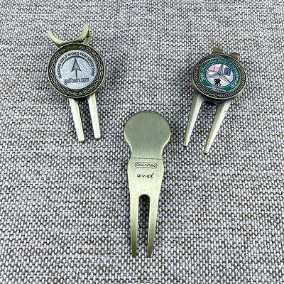 Купить Антикварный золотой мягкий эмалированный инструменты для гольфа и маркер для шаров с магнитом Производство в сети